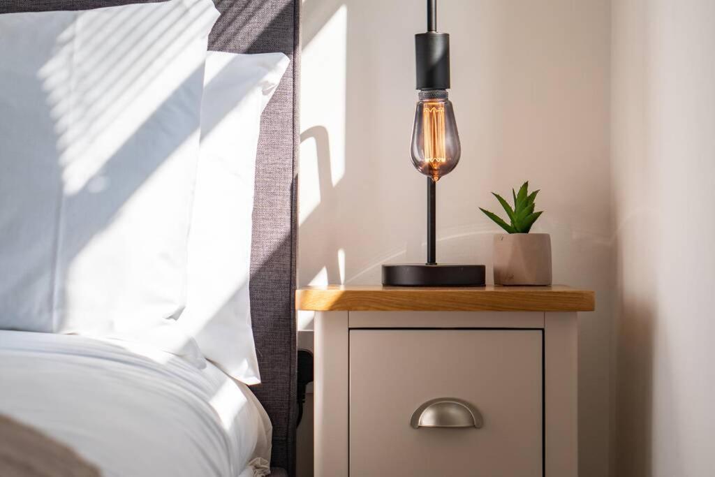 Studio ✧ High Street - Bournemouth Appartamento Esterno foto