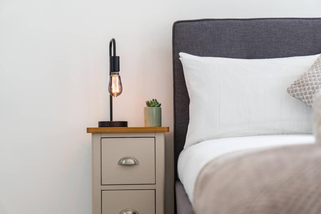 Studio ✧ High Street - Bournemouth Appartamento Esterno foto